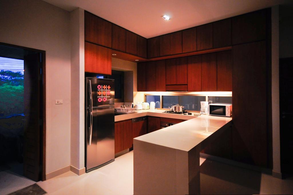 Nai Harn Beach Villa Экстерьер фото